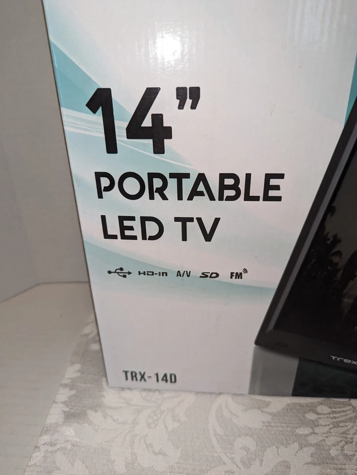 Trexonic Portable Rechargeable 14" LED TV in Black with Amplified Antenna - Image 2 of 4