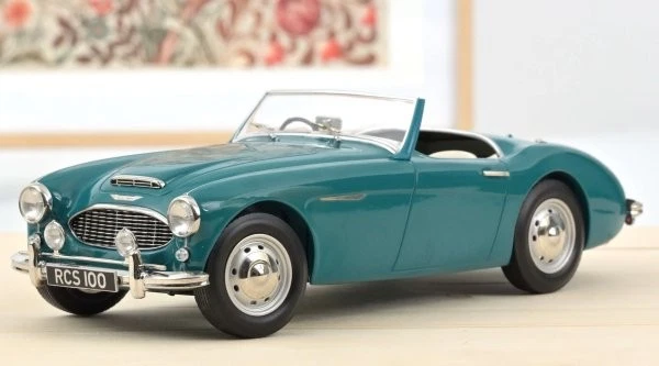 AUSTIN HEALEY 3000 Mk 1 - 1959 - greenmetallic - Norev 1:18 - Bild 4 von 4