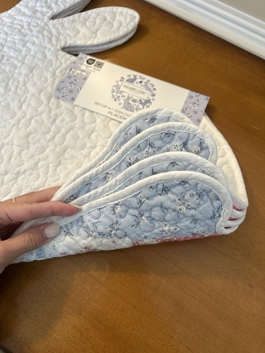 Shabby Chic 100% Cotton Quilted Floral Bunny Shaped Placemats (4) NWT OPEN BOX - Picture 9 of 9