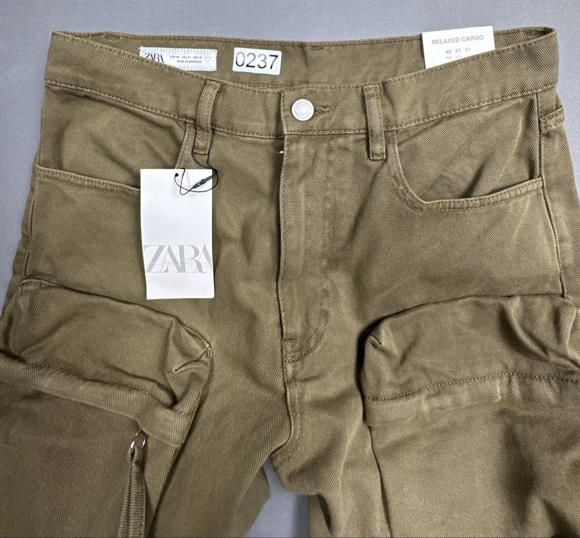 Zara Men’s Relaxed Cargo Pants Size 31 Khaki Olive Pockets Wide Legs Baggy NWT image 7