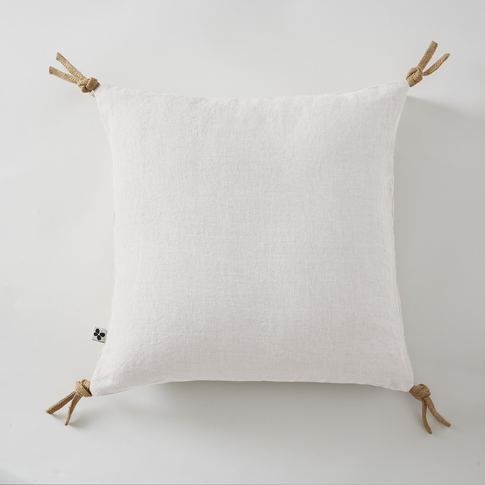 Coussin 45x45 cm lin craie dehoussable pour deco lit et fauteuil