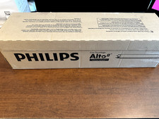 Philips  17W T8 Fluorescent Linear Bulb 3000K 30 pack NEW in box