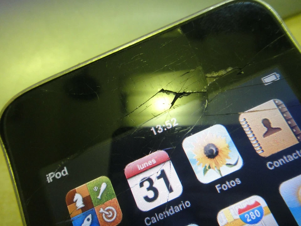 Apple Ipod A1288 8GB Ipod Touch 2da Generación con problemas España - Imagen 3 de 4