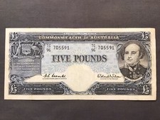 1960 Five Pound Commonwealth of Australia banknote Coombs/Wilson TC96 705591.