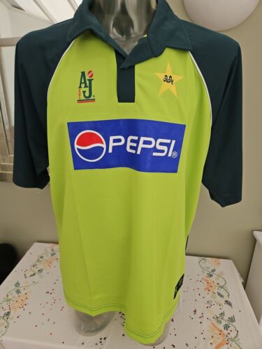 AJ Sports Pakistan ODI 2006 retro Cricket Shirt.  - Size Large  BNIB - Picture 1 of 11
