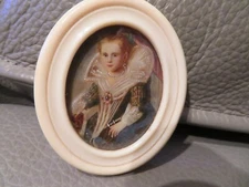 old signature portrait of Catherine de Medici 6.5 cm high