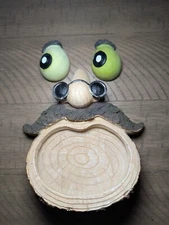 ALLADINBOX Tree Face Birdfeeder - Old Man with Glowing Eyes, Whimsical Yard Art