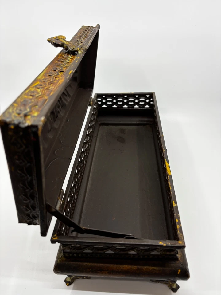 Decorative old World Chest - Image 4 of 4