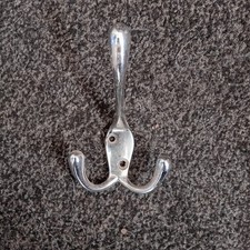 A Chrome Plated Silver Treble  Robe Hook Hanger Bathroom Hook Good Condition.