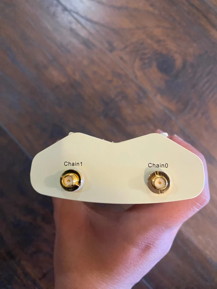 Rocket M900 Carrier Class AirMax BaseStation 900MHz - Image 3 of 4