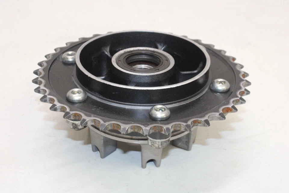 RODA DENTADA TRASEIRA 15-22 HONDA CBR300R FABRICANTE DE EQUIPAMENTO ORIGINAL - Imagem 2 de 4