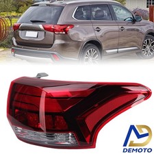 Für Mitsubishi Outlander 16-17 Rücklicht Rückleuchte Heckleuchte Rechts 8330A998