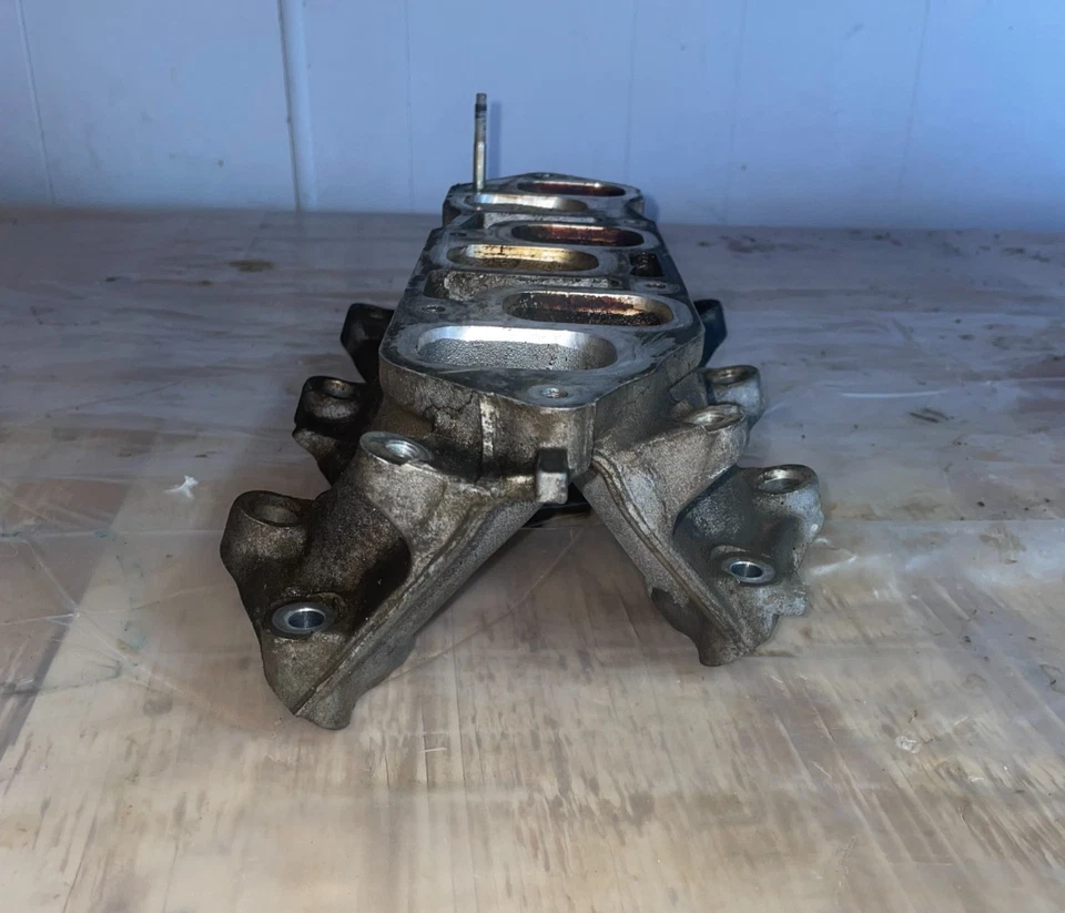 Nissan Xterra 2005-2015 OEM colector de admisión inferior Foto 3 de 4