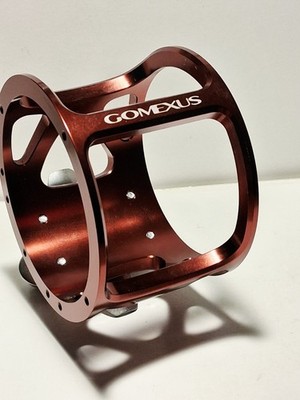 Penn  Senator  113 - 113h 4/0  Gomexus Frame with Clamp. New in box.