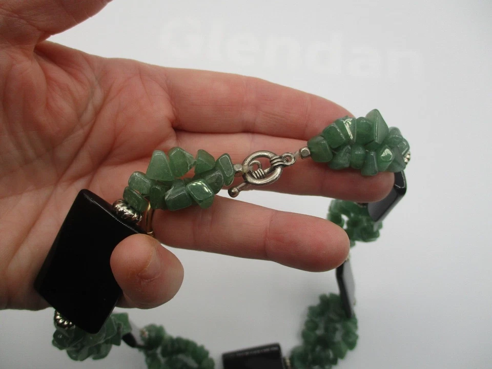 PRETTY GREEN AVENTURINE STONE BEAD w BLACK ONYX NECKLACE & BRACELET - Image 3 of 4