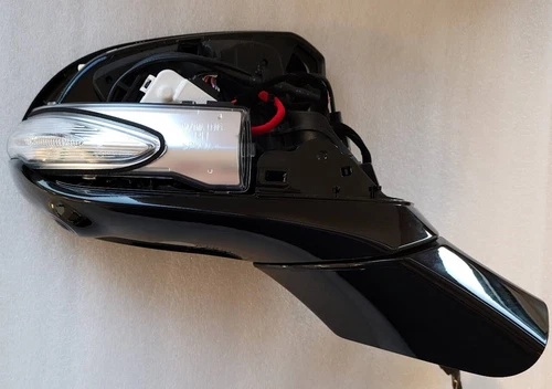 RH passenger side door mirror with BSM + BVM camera. OEM for 2019-2020 Santa Fe