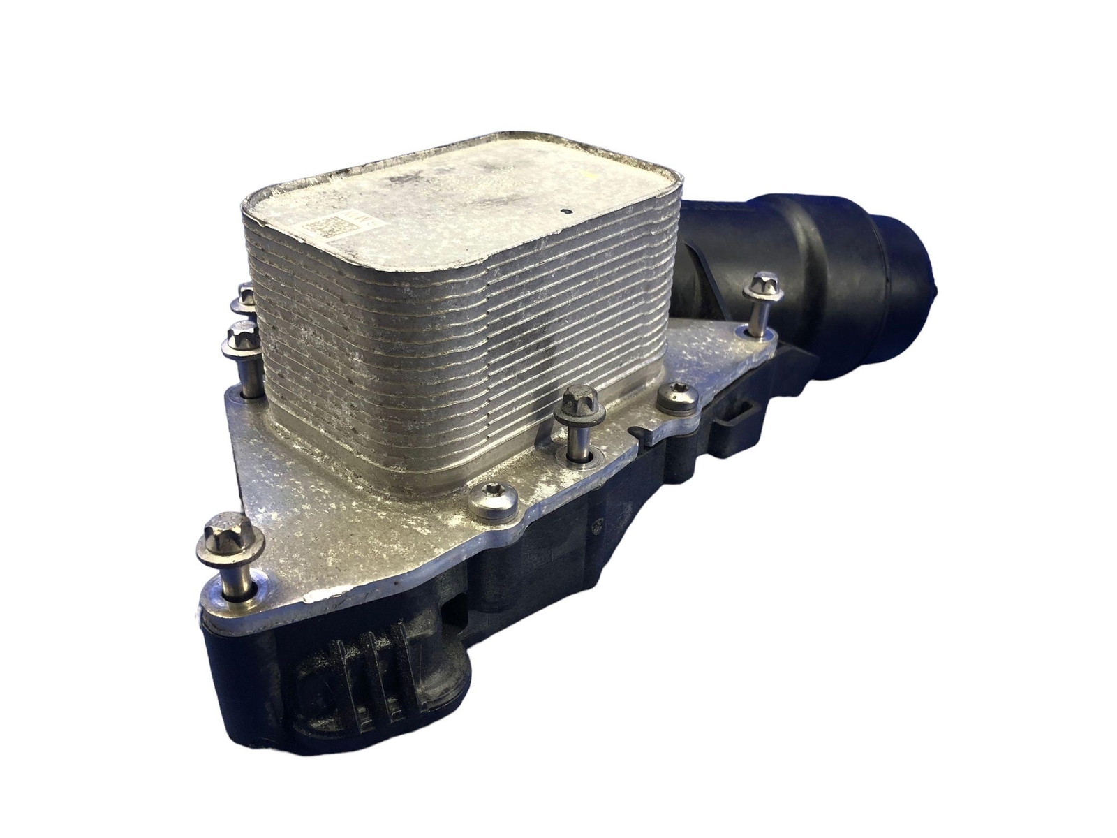 2014 2015 2016 2017 2018 2019 2020 BMW I8 OEM 1.5L OIL FILTER HOUSING