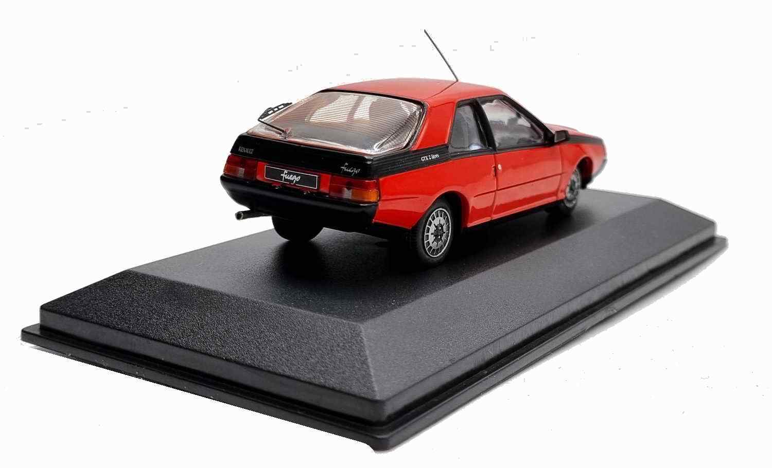 Renault Fuego GTX 1985 miniature 1/43 la nostalgie automobile en rouge