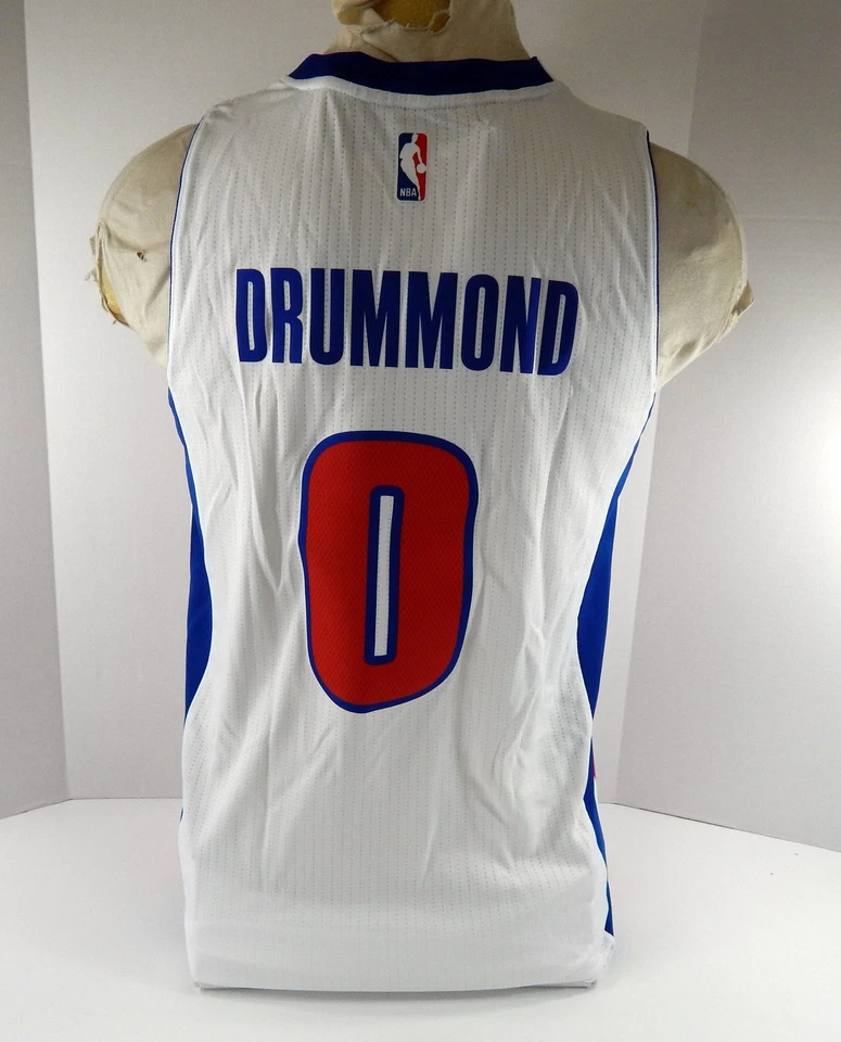 Camiseta deportiva blanca Adidas M 01S 2016-17 para hombre Detroit Pistons Andre Drummond #0 Swingman Foto 2 de 4
