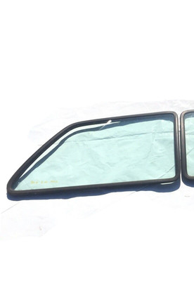 VW Mk2 Right Side Window Glass 2 Door Golf Jetta coupe GTI 85-92 w Seal