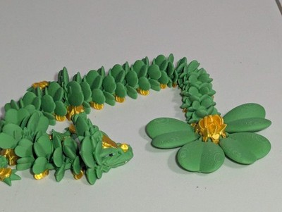 Lucky Clover Articulating Baby Dragon