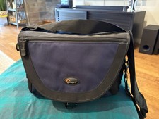 Lowepro Nova 5 AW Camera Bag Blue Great Condition All Weather