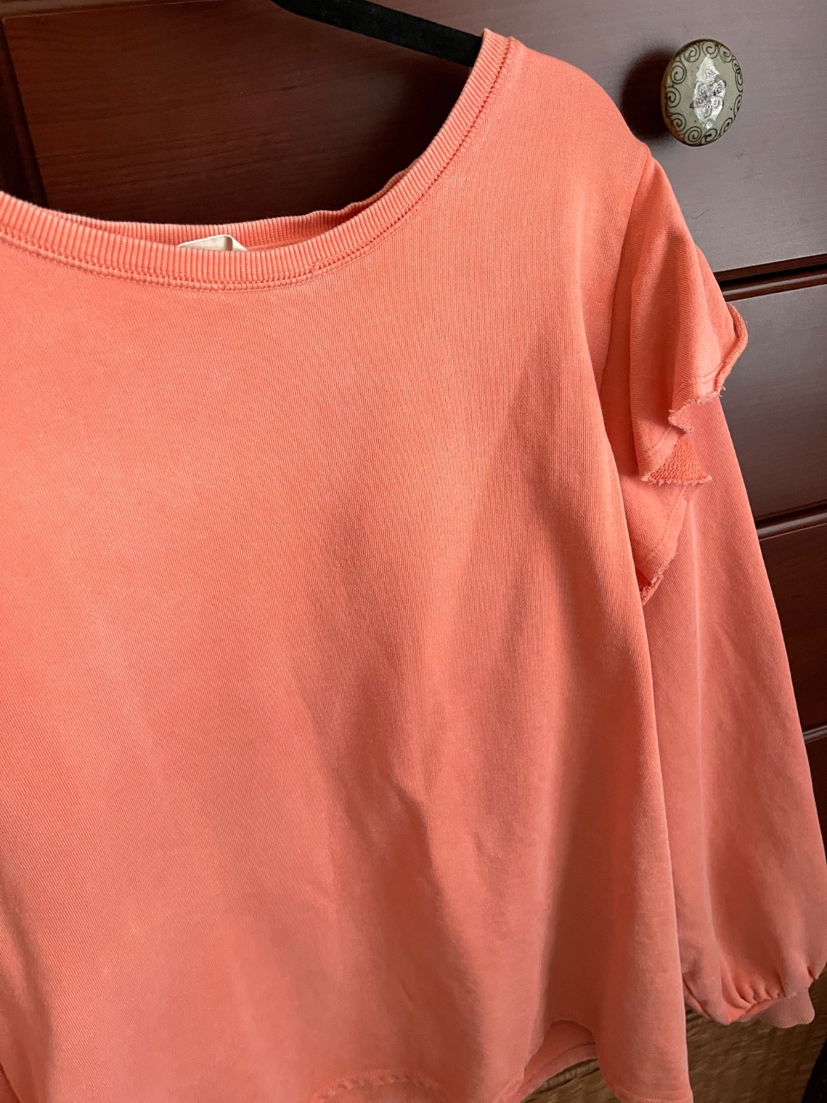 Universal Thread Ruffled Shoulder Sweatshirt Garm… - image 4