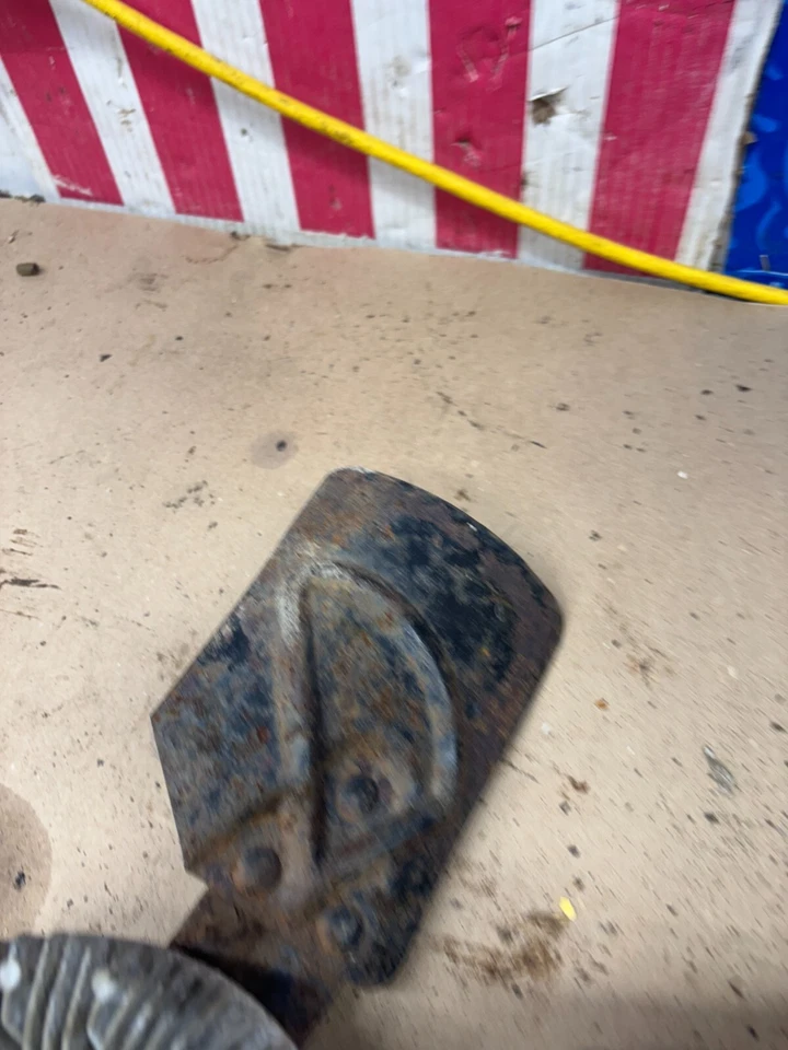 Dodge Ram Van 1990 93 D150 D250 D350 318 360 239 V8 montaje de ventilador de embrague 52027999 Foto 4 de 4