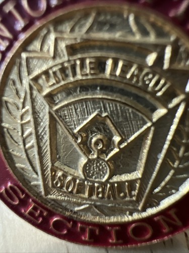 Vintage Senior Softball 🥎 Section Little League Pinback - Picture 4 of 8