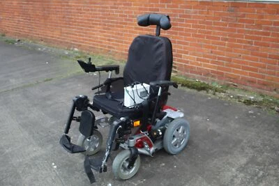 Invacare Storm4 Elektrorollstuhl *Teil Defekt* - Image 1 of 4