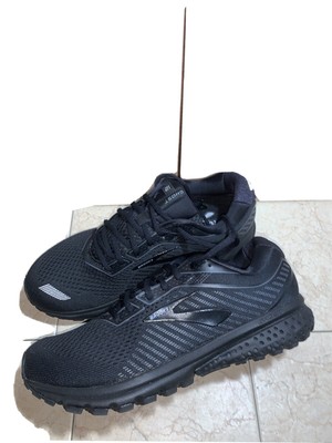 womens size 12 athletic shoes