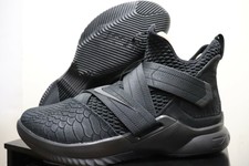 Nike LeBron Soldier 12 FlyEase 