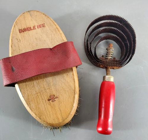 BUMBLE BEE NATURAL HORSE BRUSH & CURRY GROOMING COMB SET LOT 2pc EQUESTRIAN VTG