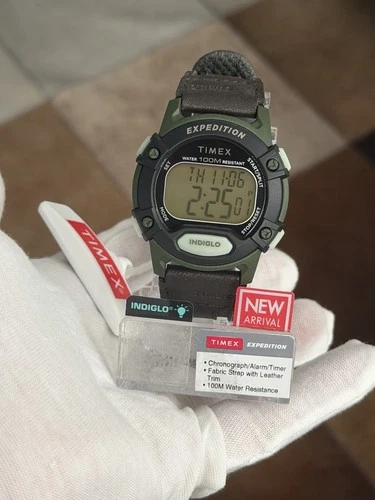 NOS Vintage Timex Expedition Indiglo TW4B24400 Men’s Digital Sports Watch 1990s