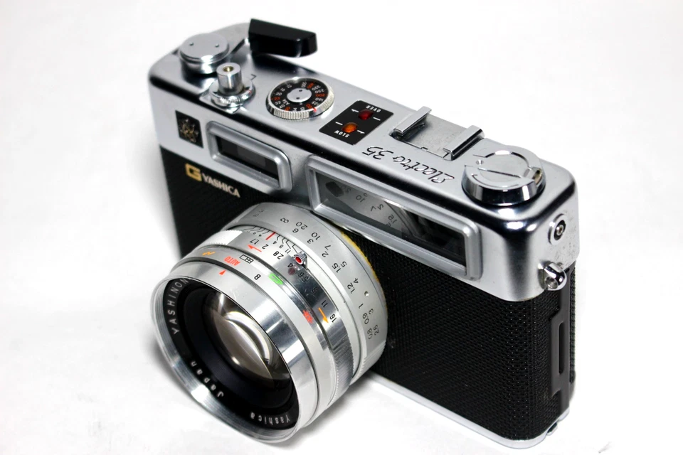 All Works [NEAR MINT] Yashica Electro 35 Rangefinder 35mm Film Camera From JAPAN - Image 3 of 4
