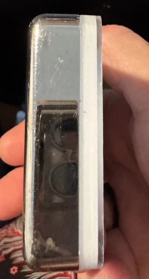 iPod 2th Gen (10 GB) A1019 Fast Ship White Good Used 27 Songs Working Well!! - Image 4 of 4