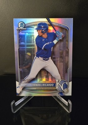 #'d/35   YANDEL RICARDO SP 2025 Bowman Chrome Draft Logofractor Error Refractor