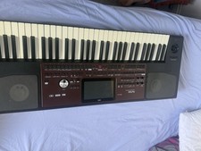 61-Key Electronic Keyboard Korg Pa 700 Aranger Edition