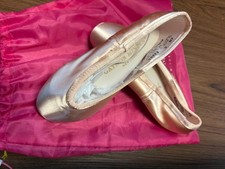 Gaynor Minden Pointe Shoes Made in the USA 6.5 N 2 Box Sleek