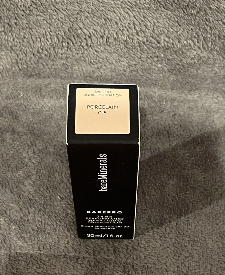 Bare Minerals BAREPRO 24 hr Performance Liquid Foundation PORCELAIN 0.5 - BNIB - Image 3 of 4