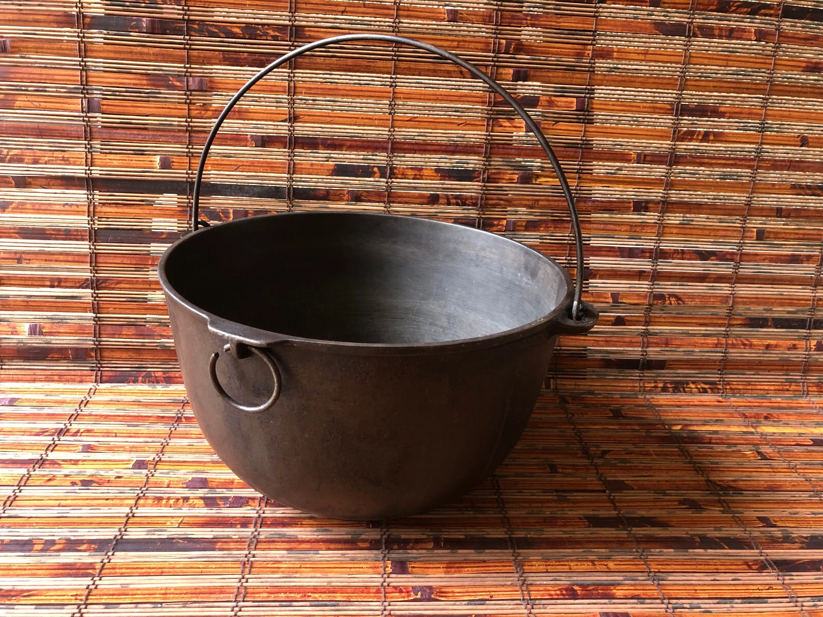 WAGNER SIDNEY O YANKEE BOWL 3 VINTAGE CAST IRON STEW POT