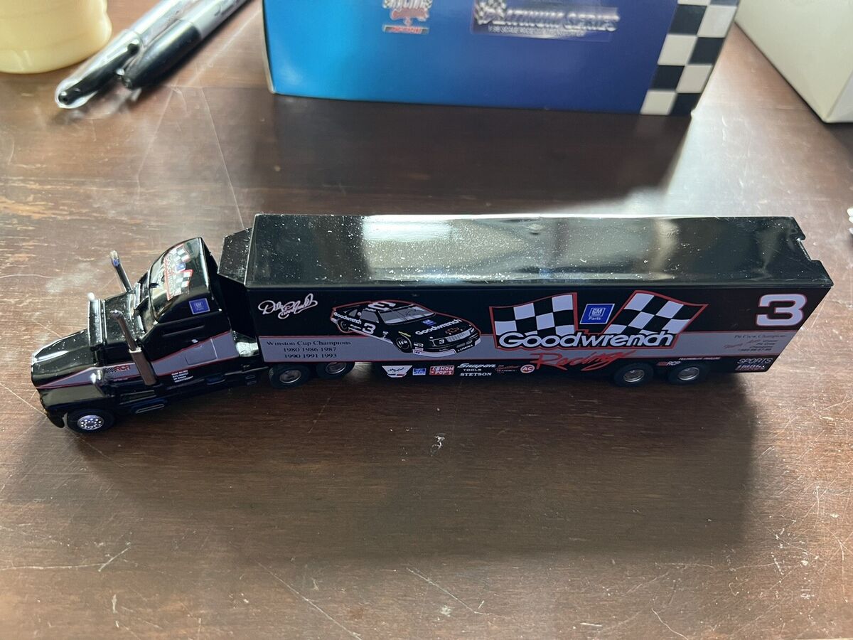 Dale Earnhardt gm goodwrench 1/96 race car transporter 1995 Dale Earnhardt gm goodwrench 1/96 race car transporter 1995