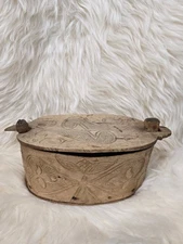 Antique Scandinavia  folk art bentwood box or  Norwegian tine.