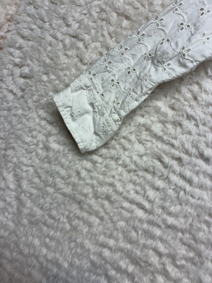 Arizona Jean Co Shirt Womens Medium White Eyelet Lace Western Snap Button Boho - Image 2 of 4