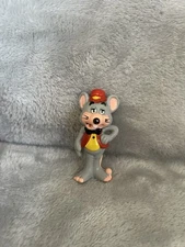 Vintage 1985 Showbiz Pizza Time  Chuck E Cheese 2 1/2" Toy Figurine