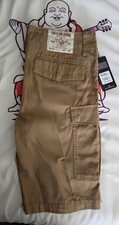 Pantalones cortos cargo True Religion color Portobello talla 32 precio de venta sugerido por el fabricante 129 USD nuevos con etiquetas