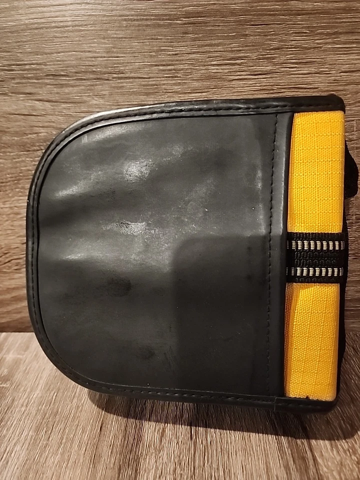 De colección Años 90 Cuerpo Guante CD Estuche Soporte Múltiples Disco Amarillo Retro Punk Metal Foto 2 de 4