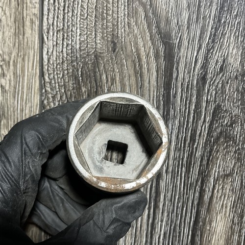 MAC Tools USA 1-1/2" Shallow 6 Point 1/2" Drive SAE Impact Socket VP486 - Picture 6 of 6