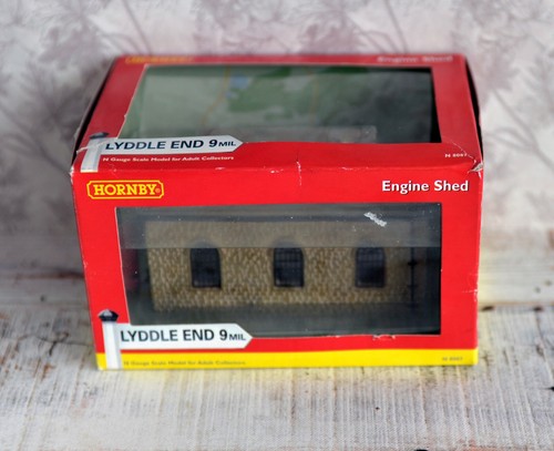 Cobertizo de motor Hornby N 8087 Lyddle End, modelo a escala calibre N + en caja en muy buena condición | Zustand: Used