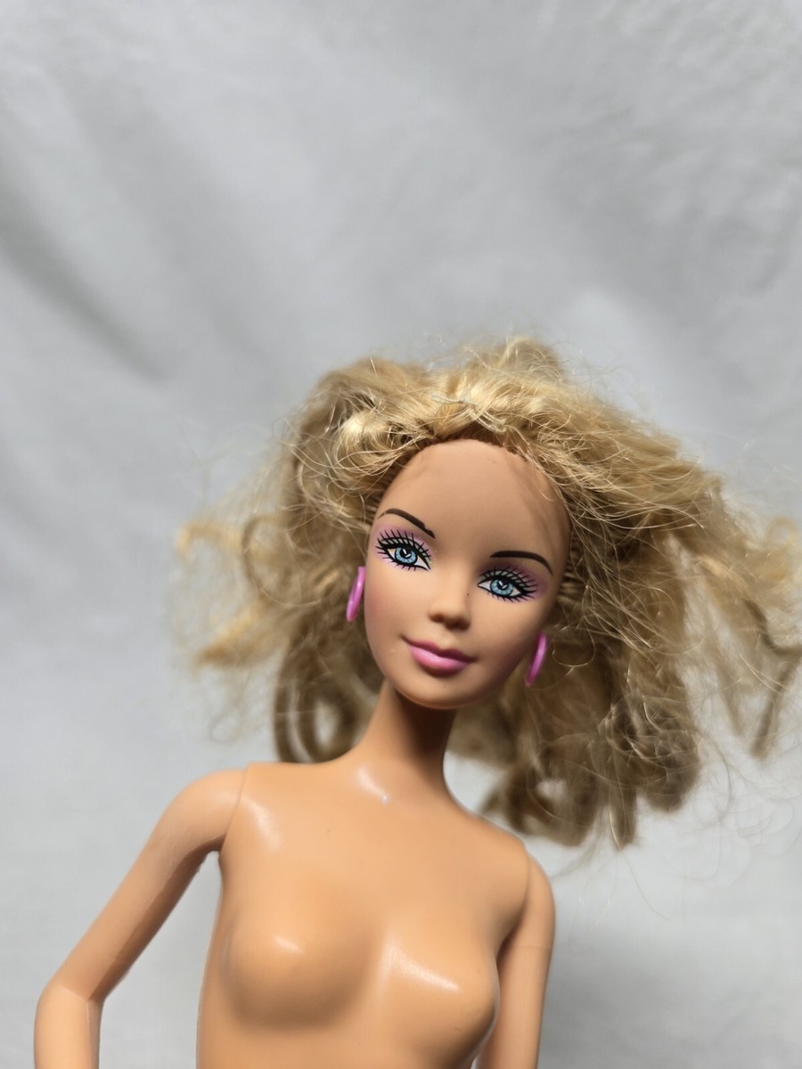 The Barbie Diaries Doll 2005 Mattel Blonde Barbie Doll H7588